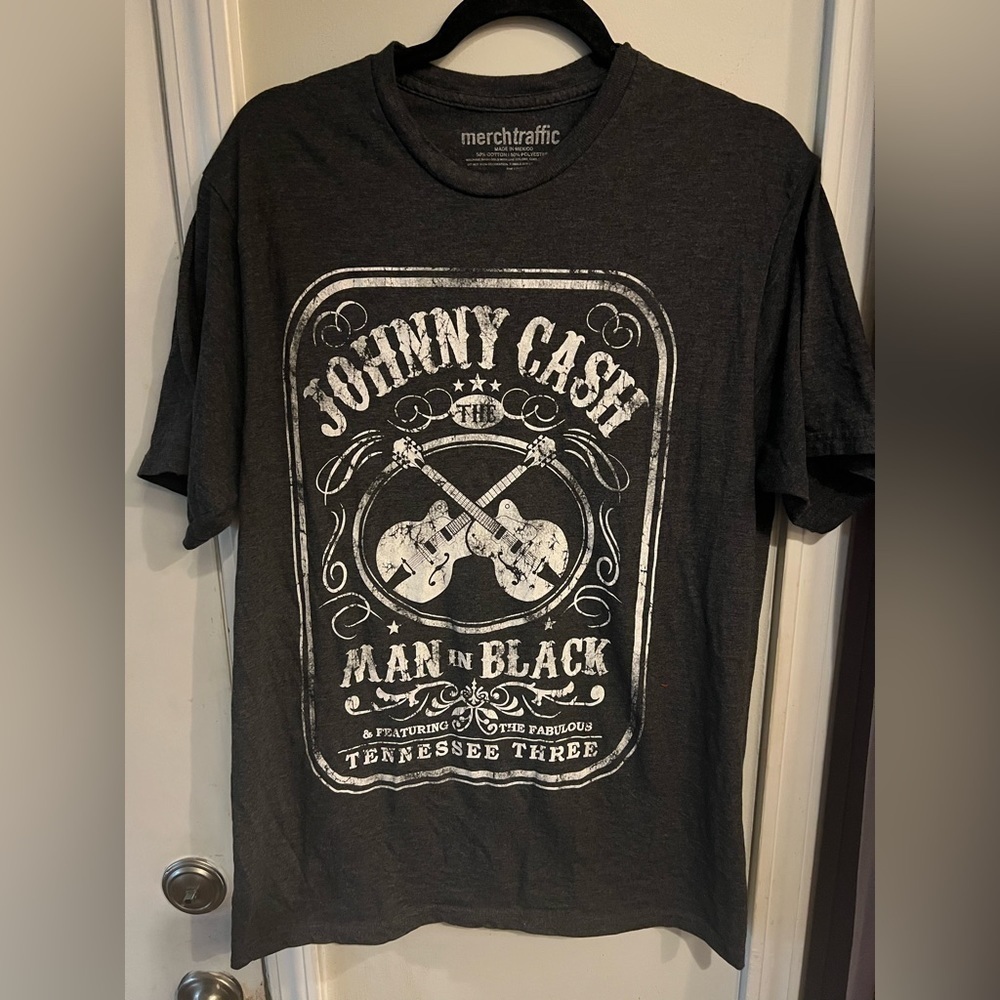 Johnny Cash The Man in Black - Tennessee Three T-Shirt